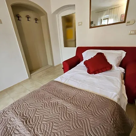 Apartment La Casa Di Olivia *